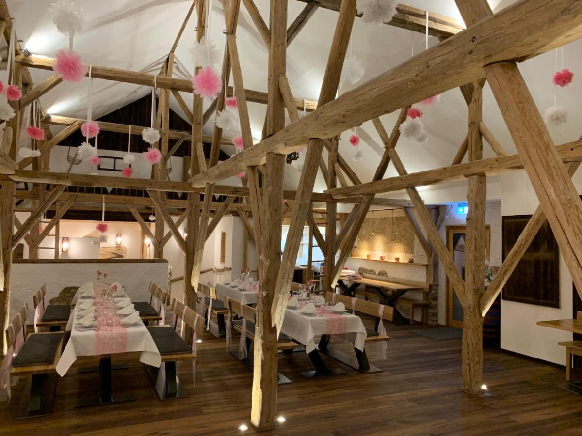 Landgasthaus Zur Linde Pleiskirchen المظهر الخارجي الصورة