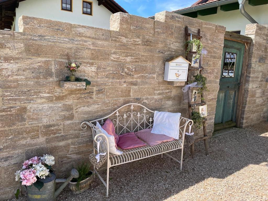 Landgasthaus Zur Linde Pleiskirchen المظهر الخارجي الصورة